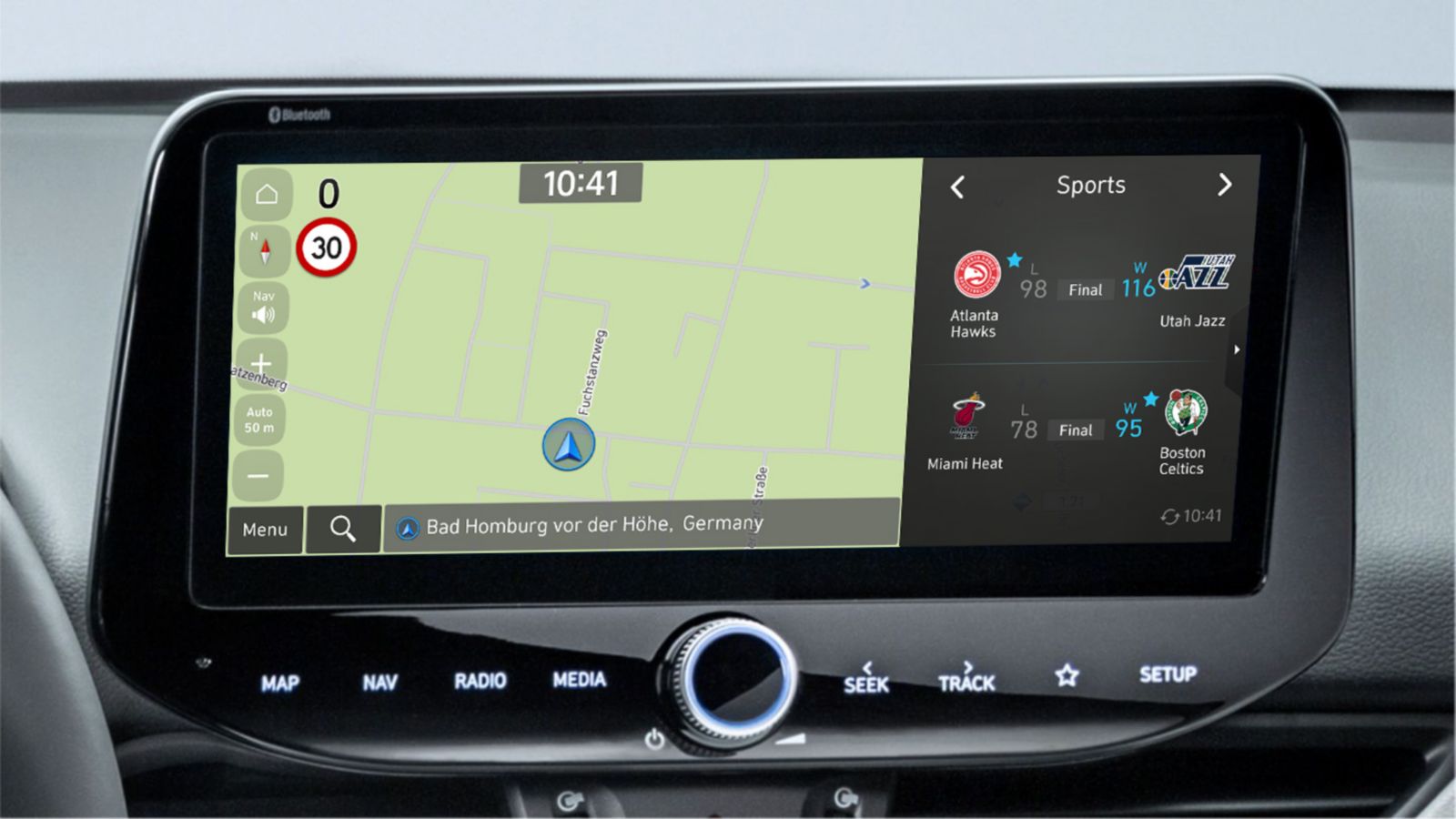 A Hyundai centre touch screen displaying the My teams setting with the PGA European Tour results.