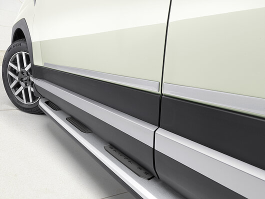 Бічні лінії оздоблення, матова хромована оптика - Аксесуари від офіційного дилера Hyundai в Дніпрі та області - фото 9